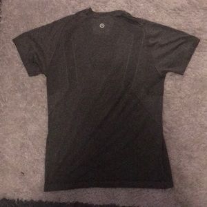 Lululemon Metal Vent Tech